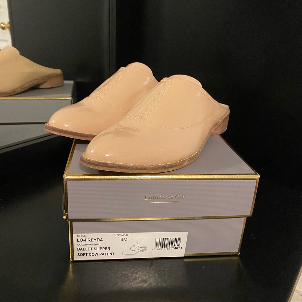 Tan Mules